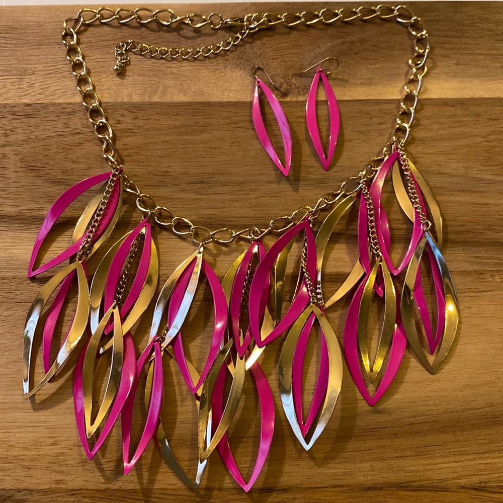 Pink and Shiny Gold Double Layer Necklace with Earrings
